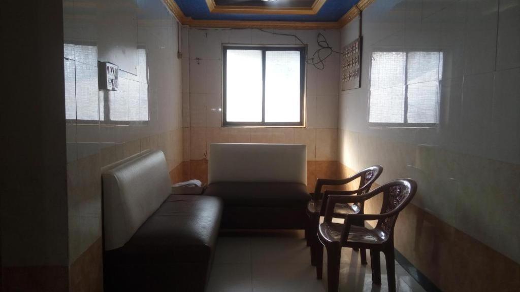 פאנבל Hotel Sarang Lodge מראה חיצוני תמונה