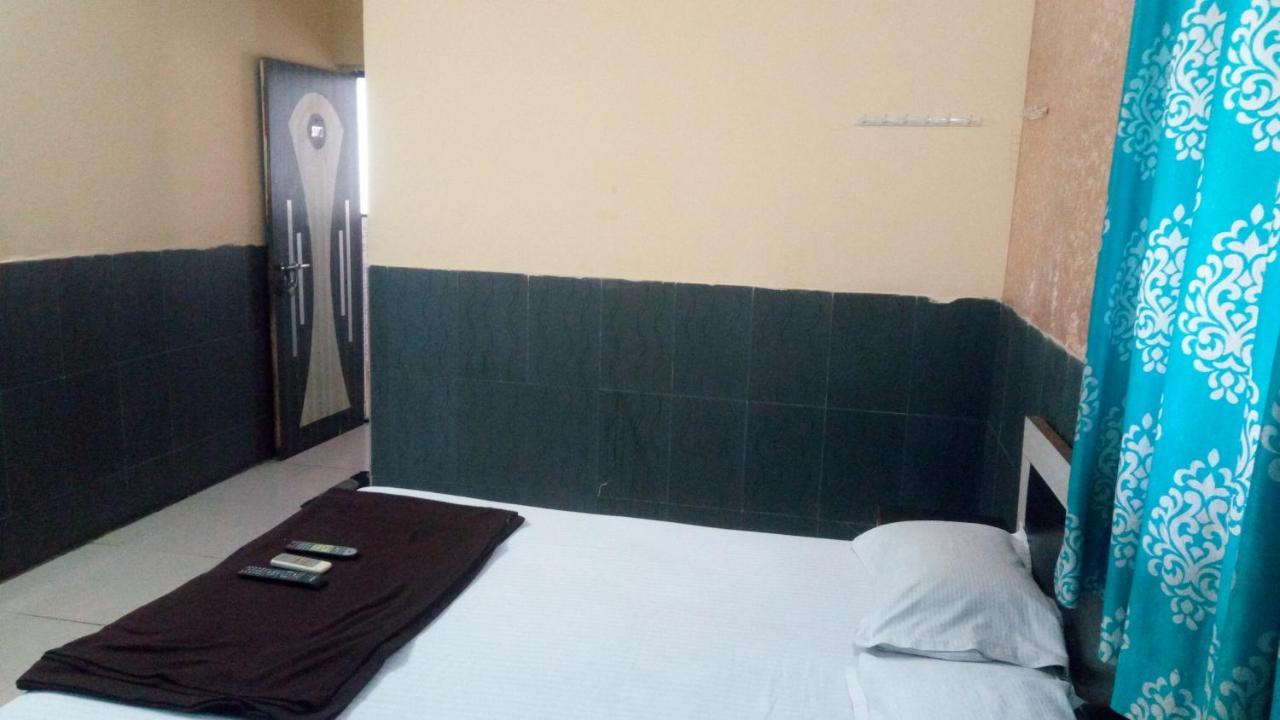 פאנבל Hotel Sarang Lodge מראה חיצוני תמונה